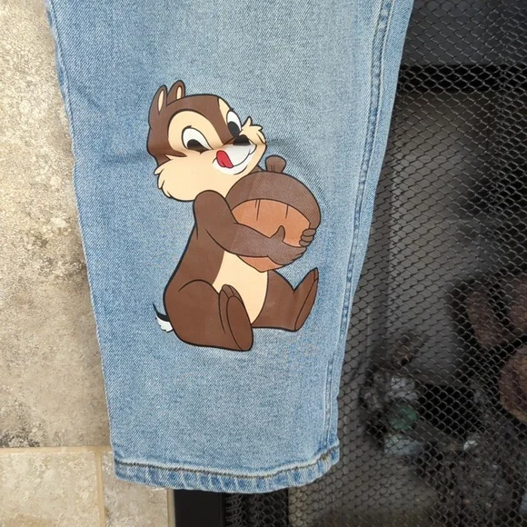 Size 28 Disney Chipmunks and Acorn Jeans - Picture 4 of 14
